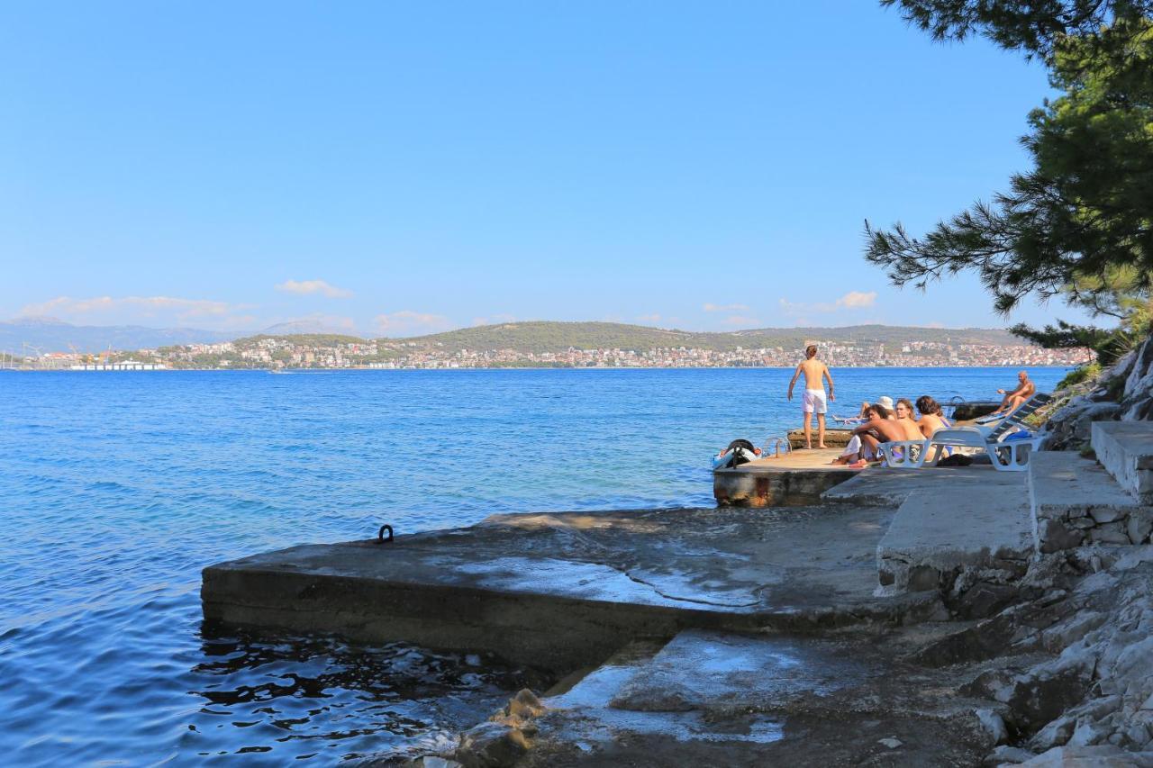 Apartments By The Sea Okrug Donji, Ciovo - 12502 Okrug Gornji Extérieur photo