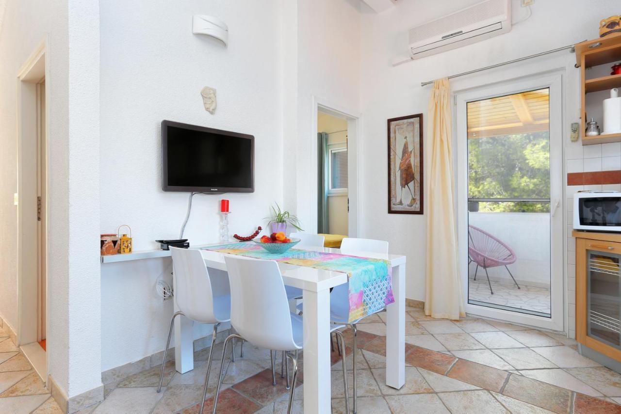 Apartments By The Sea Okrug Donji, Ciovo - 12502 Okrug Gornji Extérieur photo